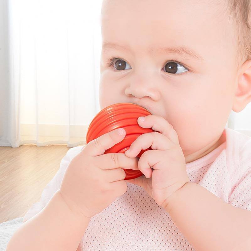 Montessori Cubo Sensorial Baby